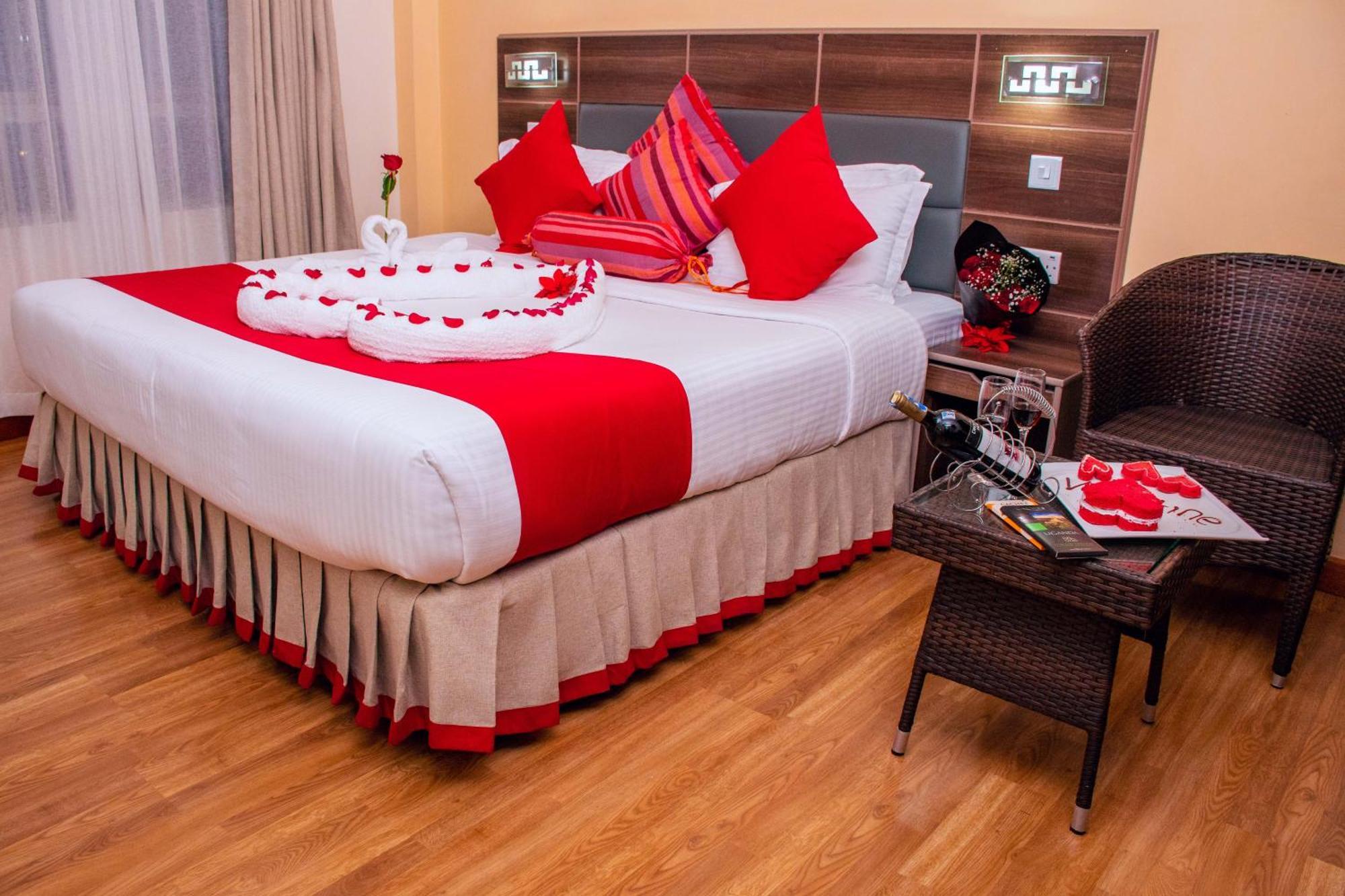 Buraha Zenoni Hotel And Resort Nakuru Eksteriør billede