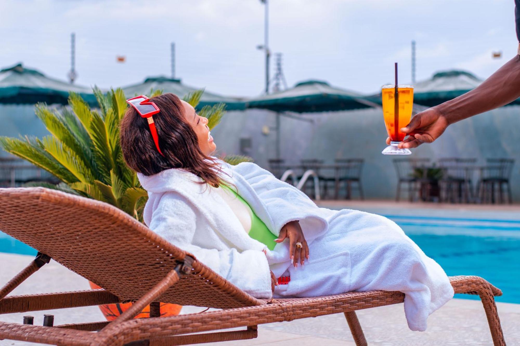 Buraha Zenoni Hotel And Resort Nakuru Eksteriør billede