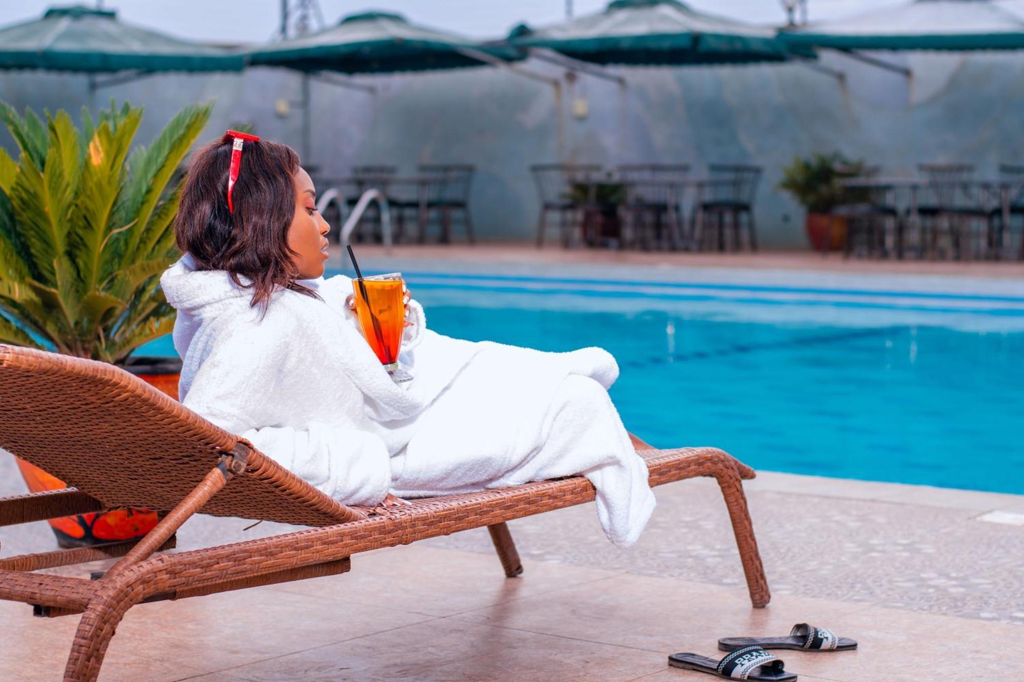 Buraha Zenoni Hotel And Resort Nakuru Eksteriør billede